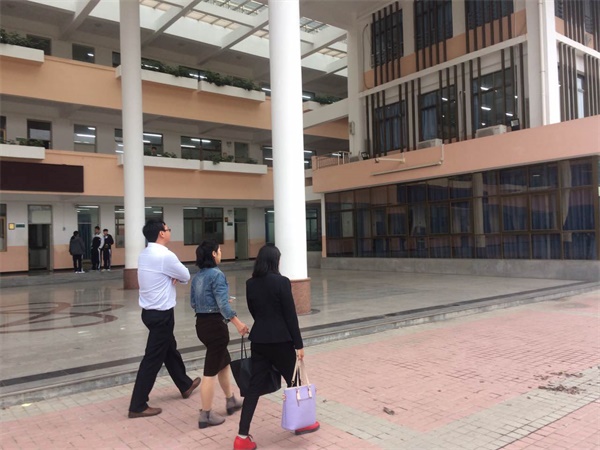 瓜子故事丨我因红瓜子而自豪 瓜子故事丨我因红瓜子而自豪